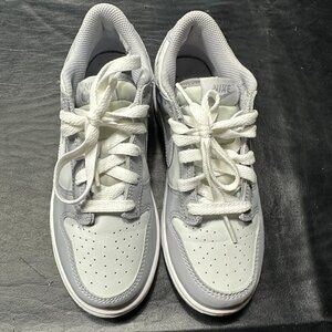 Women's Nike Dunk Low White/Photon Dust